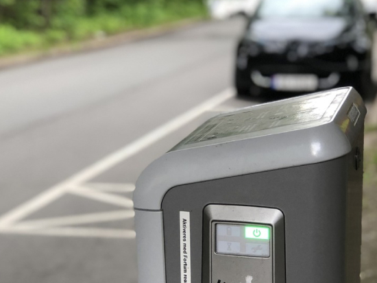Borne de recharge voirie publique